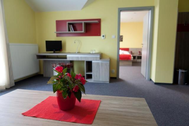 F - Team Hotel Liptovský Hrádok Cameră foto